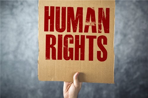 王毅外长2月27日在《人民日报》发表署名文章《共同促进和保护人权 携手构建人类命运共同体》