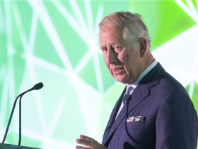 查尔斯王子在新塑料经济创新奖启动仪式上演讲