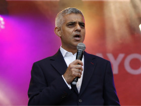 伦敦市长萨迪克·汗2017年排灯节视频致辞