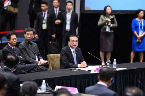 李克强在第21次中国－东盟领导人会议上发表讲话