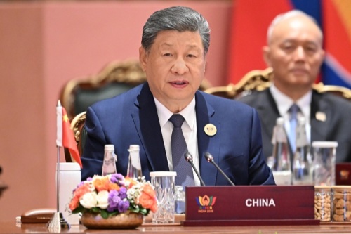 双语：习近平在金砖国家领导人第十八次会晤第二阶段会议的讲话